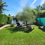 Familial Avec Jardin Et Vue Sur A Clairac, 80 M²