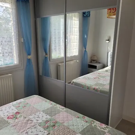 Lejlighed Familial Avec Jardin Et Vue Sur A Clairac, 80 M² *