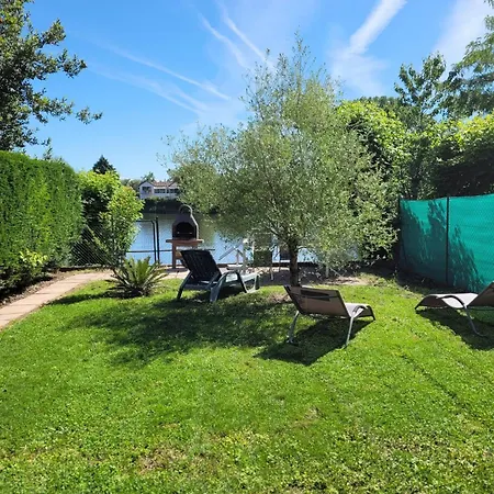 Familial Avec Jardin Et Vue Sur A Clairac, 80 M²